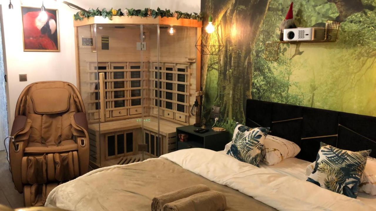 Warszawa Wola Wyjatkowe Studio Z Jacuzzi, Sauna I Fotelem Do Masazu - Exceptional Studio In Warsaw With Jacuzzi, Sauna And Massage Chair エクステリア 写真